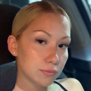 Meet your Posher, Alyssa